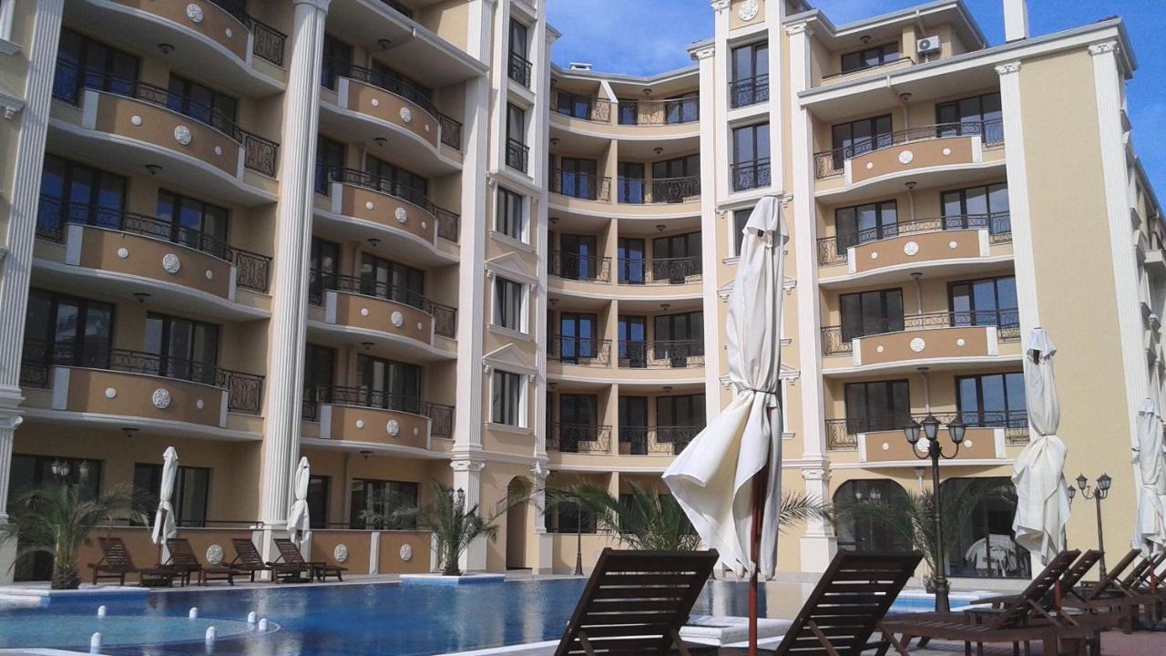 Flora Beach Private Aparthotel Pomorie Ngoại thất bức ảnh