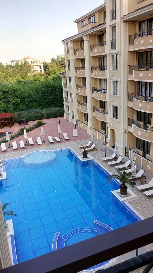 Flora Beach Private Aparthotel Pomorie Ngoại thất bức ảnh